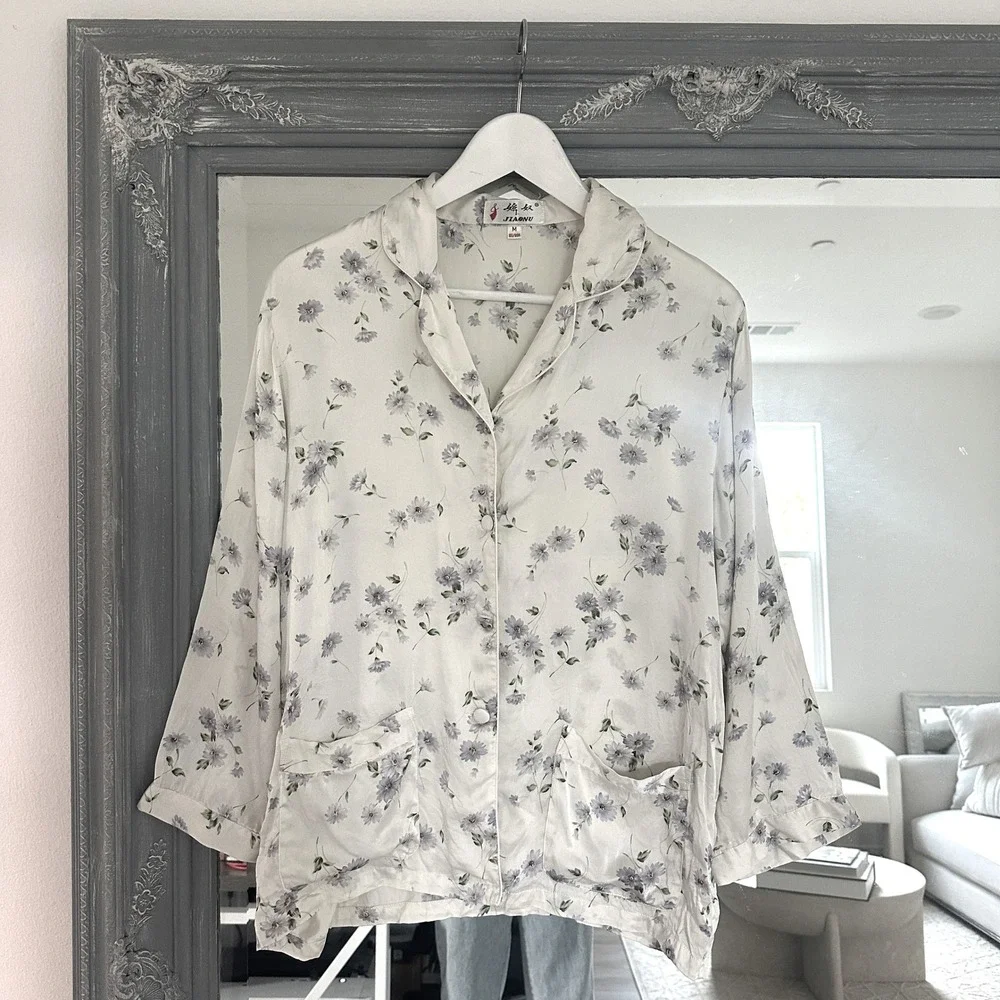 Vintage 100% Silk Luxe Floral Pajama Shirt Button Up Long Sleeve Breathable M